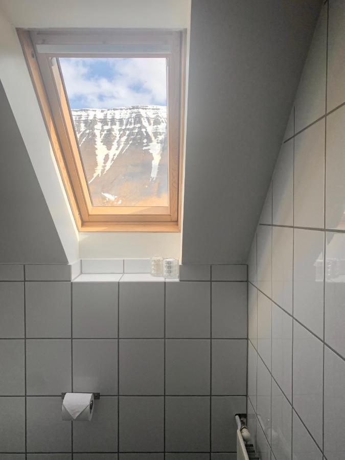 Managisting Guesthouse Ísafjörður Екстериор снимка