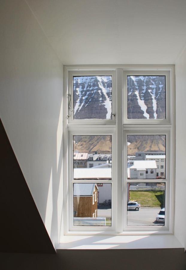 Managisting Guesthouse Ísafjörður Екстериор снимка